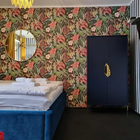 Fregata Bed & Breakfast Zagorze Slaskie Exterior photo
