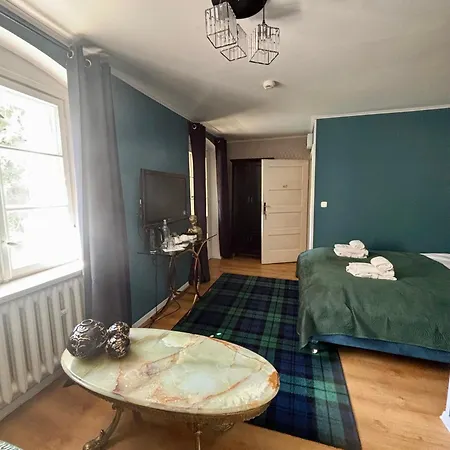 Fregata Bed & Breakfast Zagorze Slaskie Exterior photo